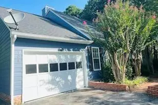 104 Page Crossing, Chapel Hill, NC 27517 - Photo 2