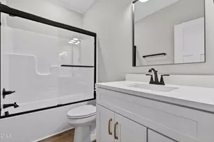 117 Pool Rock Ln, Henderson, NC 27537 - Photo 16