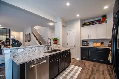 1004 Ledgemont Court, Fuquay-Varina, NC 27526 - Photo 18