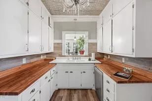 916 W Davis St, Burlington, NC 27215 - Photo 16