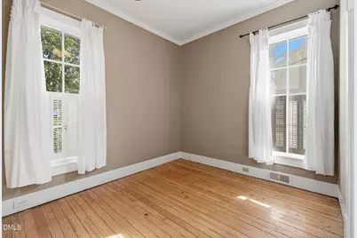 916 W Davis Street, Burlington, NC 27215 - Photo 10