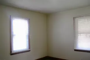 1061 N Pinkston St, Henderson, NC 27536 - Photo 10