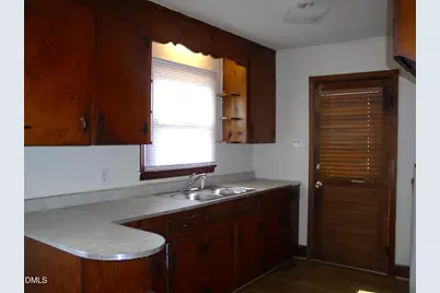 1061 N Pinkston Street, Henderson, NC 27536 - Photo 6