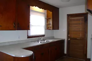 1061 N Pinkston St, Henderson, NC 27536 - Photo 6