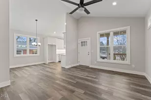 531 Booth St, Roxboro, NC 27573 - Photo 8
