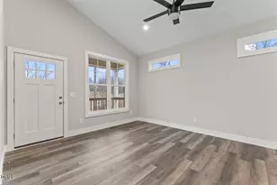 531 Booth St, Roxboro, NC 27573 - Photo 8