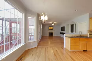 2504 Pennyshire Ln, Raleigh, NC 27606 - Photo 10