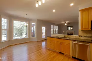 2504 Pennyshire Ln, Raleigh, NC 27606 - Photo 8