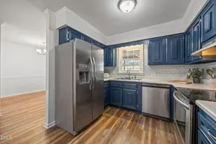 37 Barnes St, Greenville, NC 27858 - Photo 8