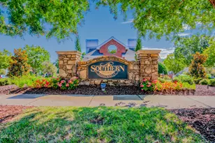 200 Copperline Dr, Chapel Hill, NC 27516 - Photo 2