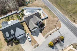 850 Live Oak Ln, Nashville, NC 27856 - Photo 4