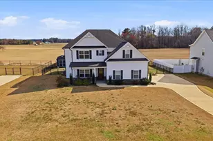 137 Kenbridge Ln, Princeton, NC 27569 - Photo 2