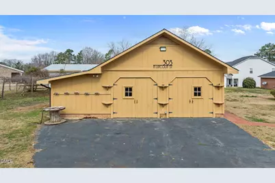 303 N Lincoln Street, Benson, NC 27504 - Photo 50