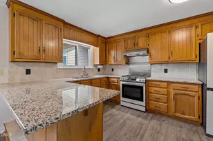 303 N Lincoln St, Benson, NC 27504 - Photo 20