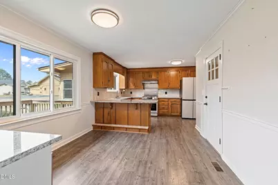 303 N Lincoln Street, Benson, NC 27504 - Photo 22