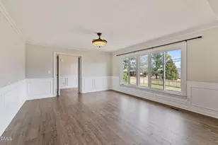 303 N Lincoln St, Benson, NC 27504 - Photo 16