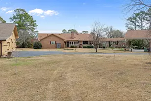 303 N Lincoln St, Benson, NC 27504 - Photo 12