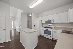 616 Hanska Way, Raleigh, NC 27610 - Photo 10