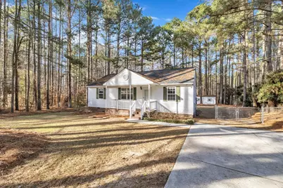 129 Hammerstone Drive, Fuquay Varina, NC 27526 - Photo 6