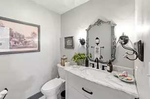 474 E Barefoot Rd, Newton Grove, NC 28366 - Photo 22