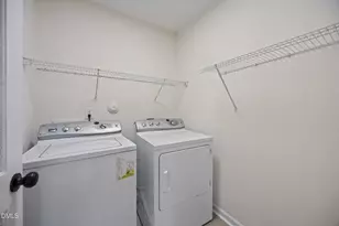 2021 Remington Oaks Cir, Cary, NC 27519 - Photo 30