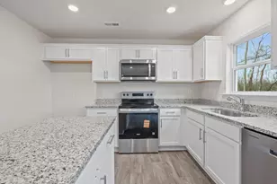 102 Claude St, La Grange, NC 28551 - Photo 16