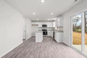 107 Claude St, La Grange, NC 28551 - Photo 10