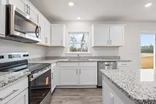 107 Claude St, La Grange, NC 28551 - Photo 14