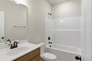 404 S Eastwood Dr, Benson, NC 27504 - Photo 42