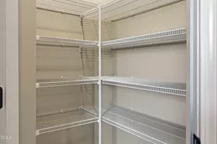 404 S Eastwood Dr, Benson, NC 27504 - Photo 28