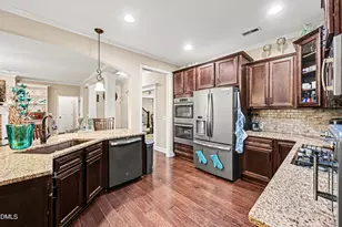 225 Summit Overlook Dr, Clayton, NC 27527 - Photo 10