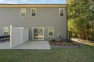 407 E 3rd St, Princeton, NC 27569 - Photo 16