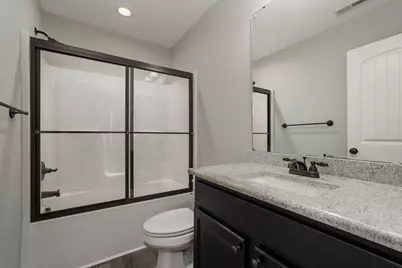 407 E 3rd Street, Princeton, NC 27569 - Photo 14