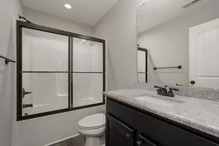 407 E 3rd St, Princeton, NC 27569 - Photo 14