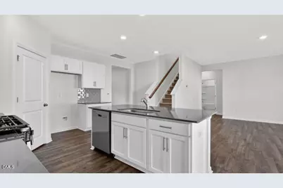 214 Pisgah Street, Sanford, NC 27330 - Photo 8