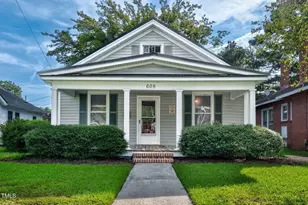605 St David St, Tarboro, NC 27886 - Photo 1