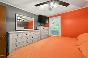 212 Hemlock Dr, Durham, NC 27705 - Photo 18