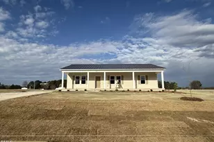 129 Jacobs Rdg Dr, Four Oaks, NC 27524 - Photo 4