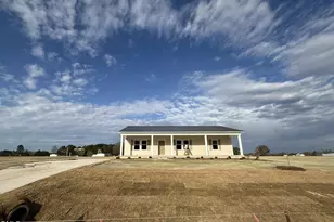 129 Jacobs Rdg Dr, Four Oaks, NC 27524 - Photo 1