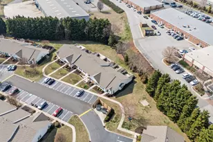 305 Bowen Lake Dr, Kernersville, NC 27284 - Photo 34