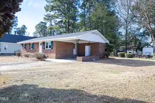 207 Jordan St, Warsaw, NC 28398 - Photo 4