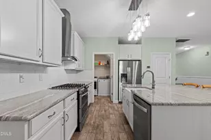 105 Beaconwood Ln, Holly Springs, NC 27540 - Photo 14