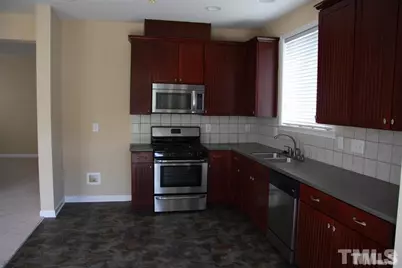 2023 Remington Oaks Circle, Cary, NC 27519 - Photo 8