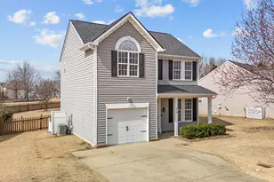 296 Stansbury Ln, Clayton, NC 27527 - Photo 2