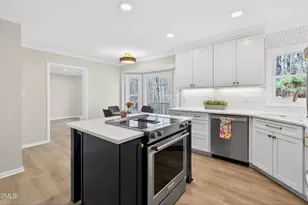6009 Sweden Dr, Raleigh, NC 27612 - Photo 8