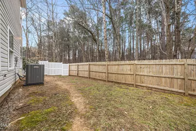 5501 Stewartby Drive, Raleigh, NC 27613 - Photo 32