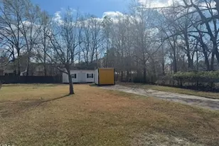 1202 Edward Cir, Spring Lake, NC 28390 - Photo 2