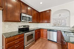 9226 Wooden Rd, Raleigh, NC 27617 - Photo 10