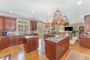 10210 Governors Dr, Chapel Hill, NC 27517 - Photo 18