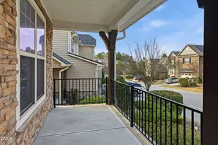 5016 Trembath Ln, Cary, NC 27519 - Photo 4